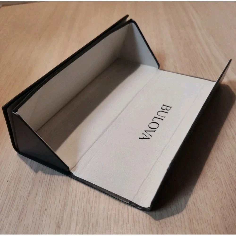 Bulova Semi Hard Tri‎ Fold Sunglasses Case Gray Magnetic Closure Velvet Lined